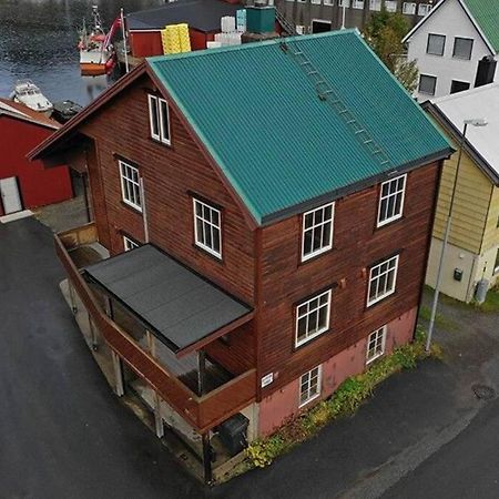 Koselig Hus I Havna Apartment สโวลแวร์ ภายนอก รูปภาพ