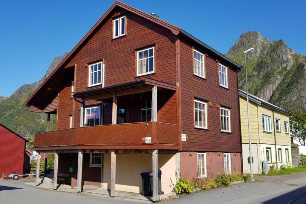 Koselig Hus I Havna Apartment สโวลแวร์ ภายนอก รูปภาพ